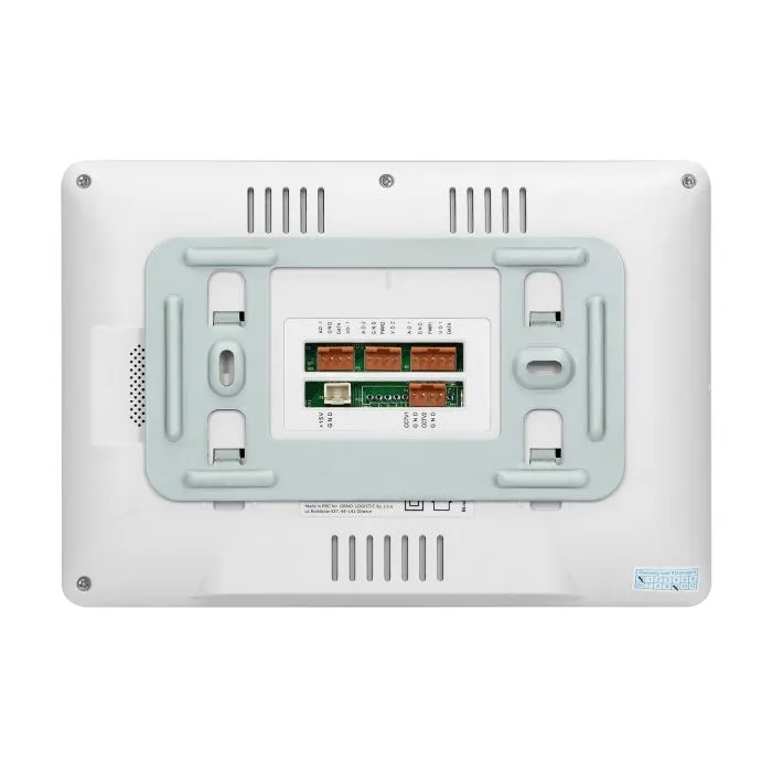 140588 - FELIS MEMO videodoorphone, white does not require any uniphone; includes a multicolour, flat 7" LCD touch screen, wide-angle video-camera, user-friendly OSD menu and built-in SD and DVR card slots.