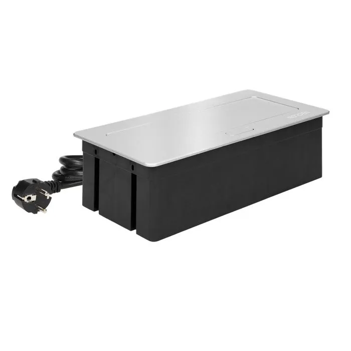 141111 - Recessed furniture connection panel NOEN for module sockets, silver composed of an empty aluminium case and an integrated PVC frame; can house 3 NOEN socket or port modules, 45x45mm each