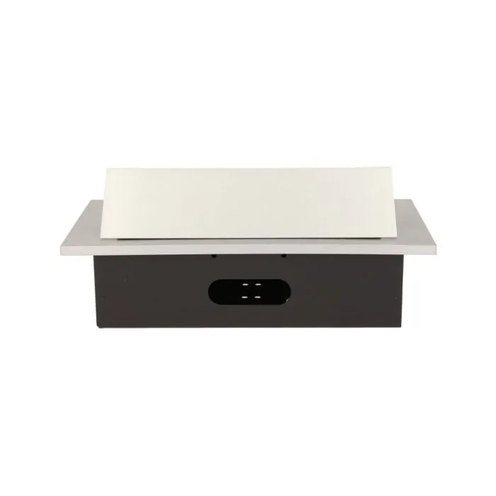141056 - Recessed furniture socket 2x2P+E with three USB ports (wihout USB-charger), silver power supply: 230V AC / 56-60Hz; maximum load: 3600W; protection rating: IP20; colour: silver