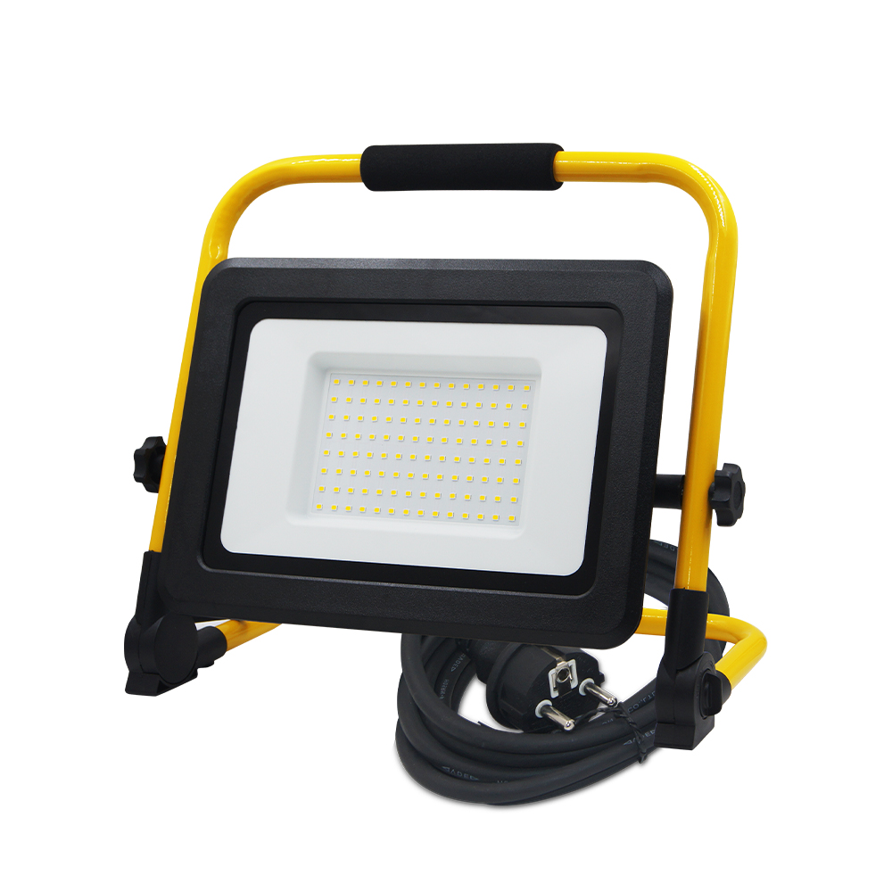 102147 - 100W FLOODLIGHT 6500K WITH PORTABLE STAND - BRY