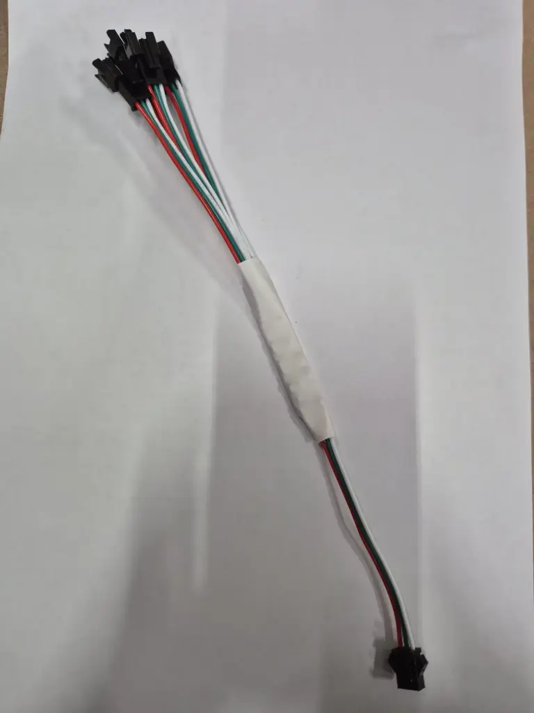 107306-Signal amplifier  synchronizer 5-way multiplier for 24v LED strips